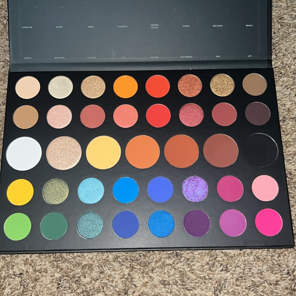 Morphe James Charles